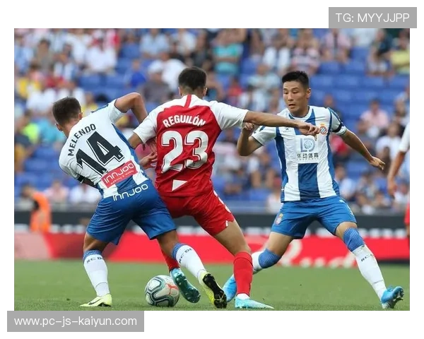 塞维利亚—奥卡福头球补射完成反超